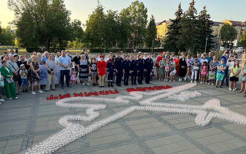 Псковские газовики приняли участие в организации акции «Огненные картины войны»