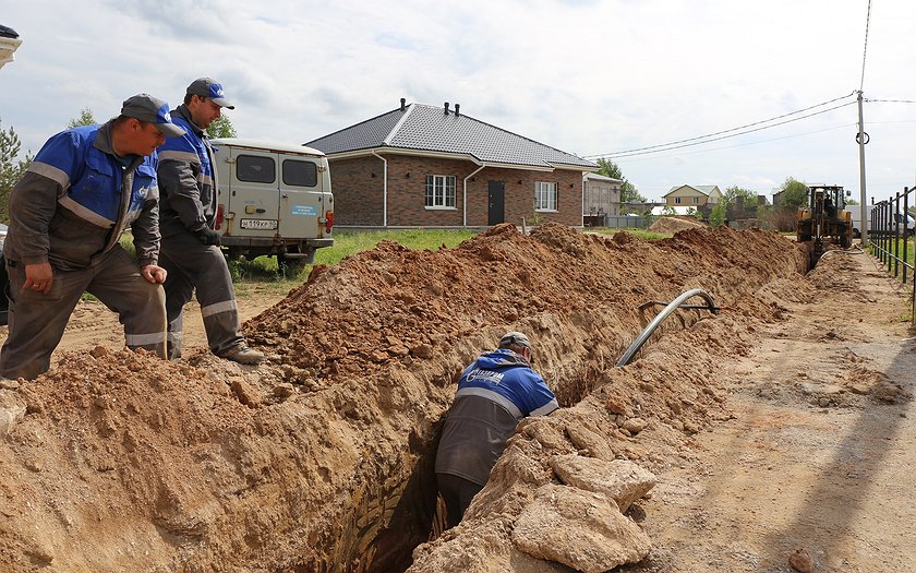 В Псковском районе началось строительство газопровода для догазификациии деревни Федоровщина